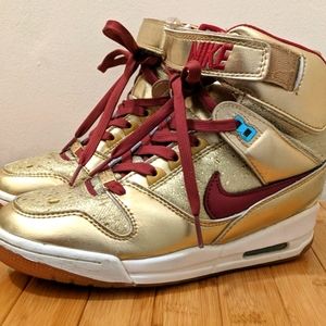 Nike Air Revolution Sky HI BHM QS Size 8